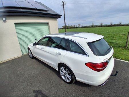 2016 Mercedes-Benz C Class - thumbnail 6