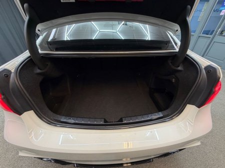 2017 BMW 3 Series - thumbnail 35