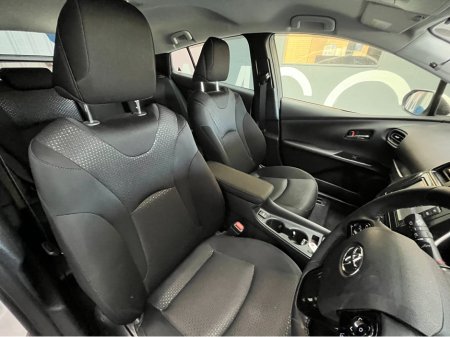 2022 Toyota Prius - thumbnail 10