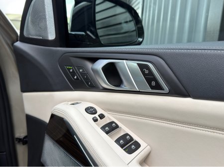 2019 BMW X5 - thumbnail 14