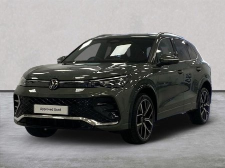 2025 Volkswagen Tiguan - thumbnail 3