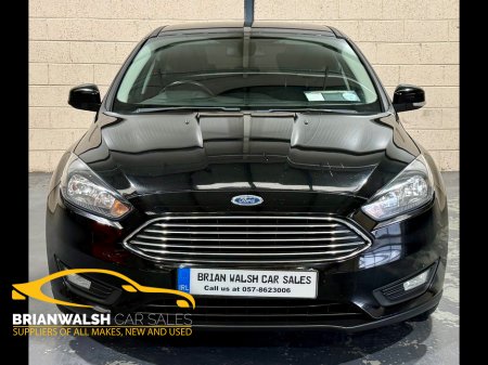 2016 Ford Focus - thumbnail 5