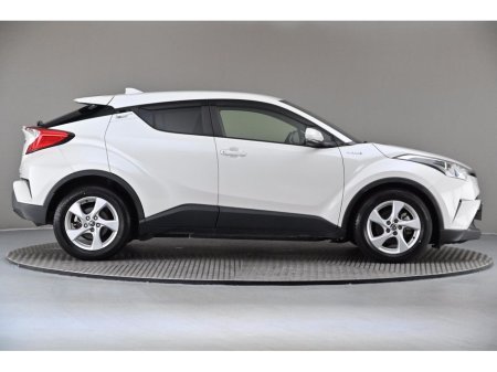 2017 Toyota C-HR - thumbnail 11