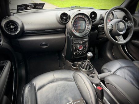 2016 MINI Countryman 1.6 Diesel Business Edition 5dr. €11,900 thumbnail