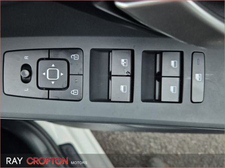 2025 Kia Niro Niro EV K3 SEM thumbnail