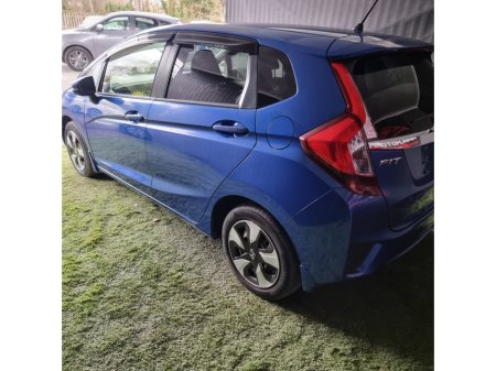 2016 Honda Fit - thumbnail 4