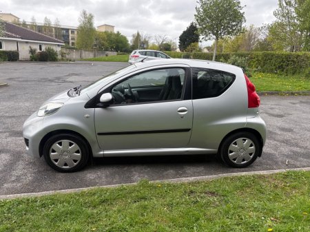 2010 Peugeot 107 - photo 6