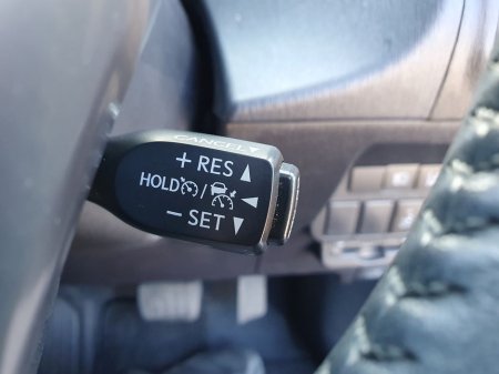 2018 Toyota Prius+ - thumbnail 14