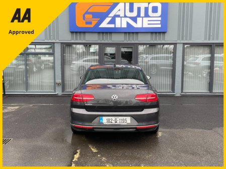 2018 Volkswagen Passat - thumbnail 4