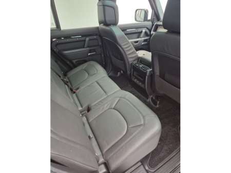 2025 Land Rover Defender *P300E HSE X-DYNAMIC*ONLY 3K MILES*AIR SUSPENSION* €106,950 thumbnail
