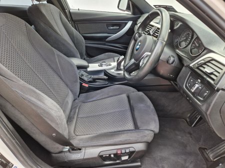 2014 BMW 3 Series - thumbnail 26