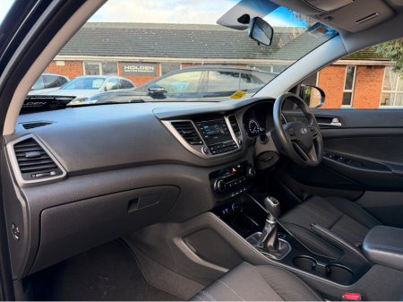 2016 Hyundai Tucson FULL SERVICE HISTORY..PARKING SENSORS €13,950 thumbnail