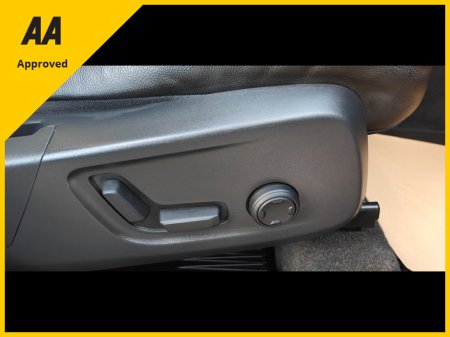 2022 Volvo XC40 2022 1.5 T4 PLUS 208BHP AU €32,950 thumbnail