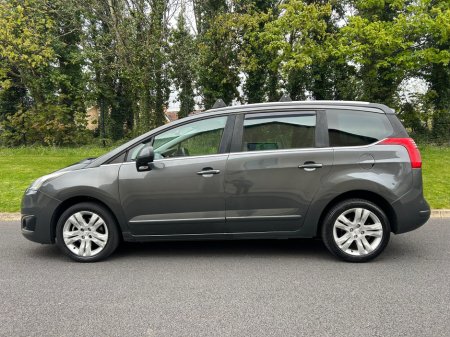 2016 Peugeot 5008 - thumbnail 8