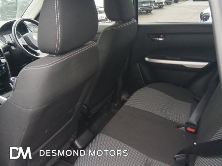 2016 Suzuki Vitara - thumbnail 11