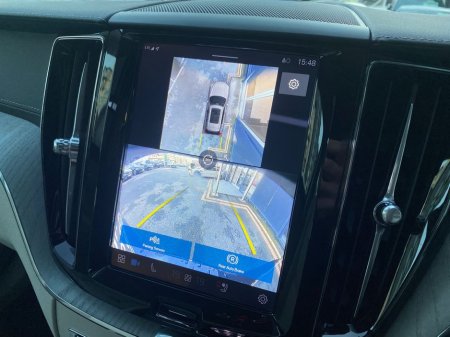 2025 Volvo XC60 T8 Ultra Recharge AWD Auto (PHEV) €67,900 thumbnail