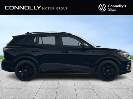 2026 Volkswagen Tiguan - thumbnail 3