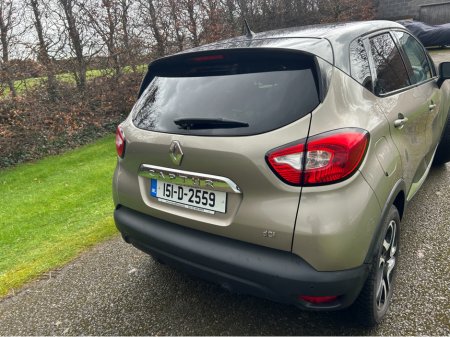 2015 Renault Captur - view 4