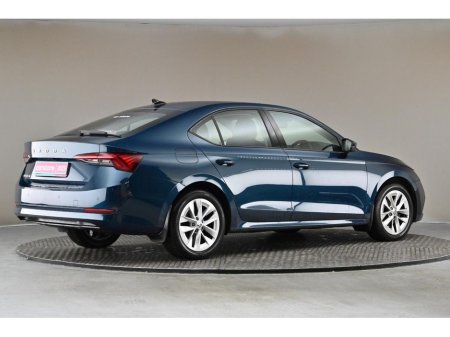 2023 Skoda Octavia 1.0TSI AMBITION 110BHP 6SPD €25,890 thumbnail