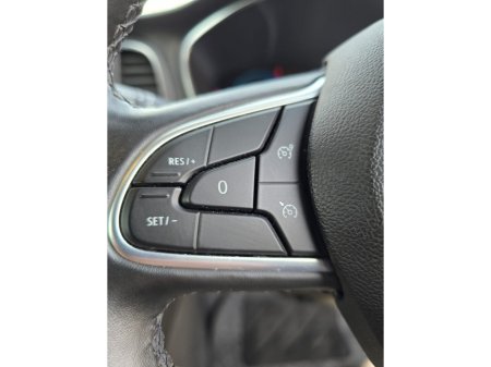 2021 Renault Megane - thumbnail 17