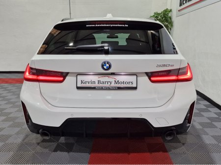 2022 BMW 3 Series 330E TOURING M SPORT (PRO PACK) LCI AUTOMATIC **ONE OWNER / TOP SPEC / 19