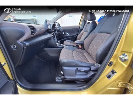 2023 Toyota Yaris Cross - thumbnail 6