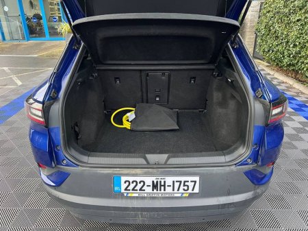 2022 Volkswagen ID.4 PRO LIFE 77KWH // 19" DIAMOND CUT ALLOYS // APPLE CARPLAY/ANDROID AUTO // DIGITAL CLUSTER €23,950 thumbnail