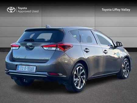 2017 Toyota Auris HYBRID SOL 4DR AUTO €17,450 thumbnail