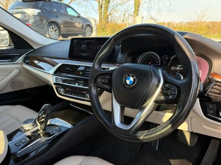 2017 BMW 5 Series - thumbnail 8