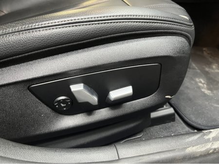 2018 BMW 5 Series - thumbnail 11