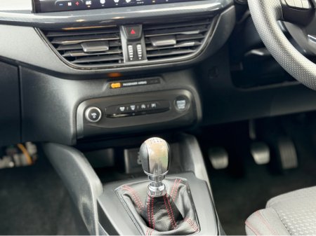 2023 Ford Focus ST-LINE - 1.0L PETROL - MANUAL - 12M WARRANTY - CAR: 1725 €23,950 thumbnail