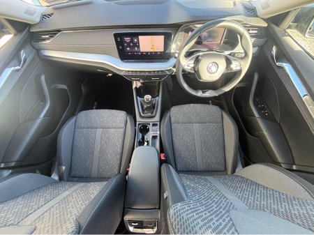 2024 Skoda Octavia - view 4