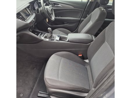 2021 Opel Insignia - thumbnail 8