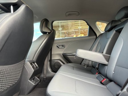 2026 Kia K4 - thumbnail 4