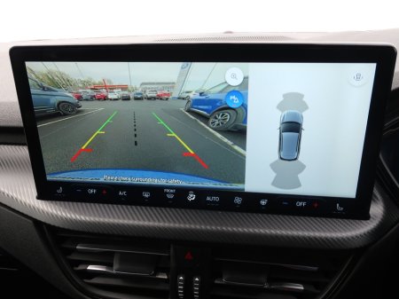 2025 Ford Kuga - thumbnail 18