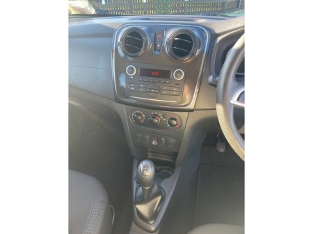 2017 Dacia Sandero 1.0 75 ALTERNATIVE €6,950 thumbnail