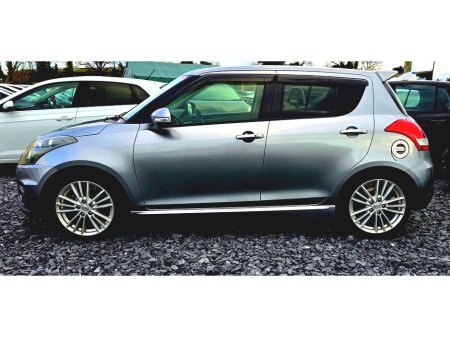 2013 Suzuki Swift - thumbnail 7