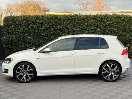 2014 Volkswagen Golf R-LINE PACK 1.2 TSI AUTO // NEW 19" ALLOYS // BLUETOOTH MUSIC // AIR CONDITIONING €14,550 thumbnail