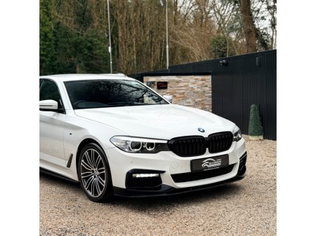 2017 BMW 5 Series - thumbnail 2