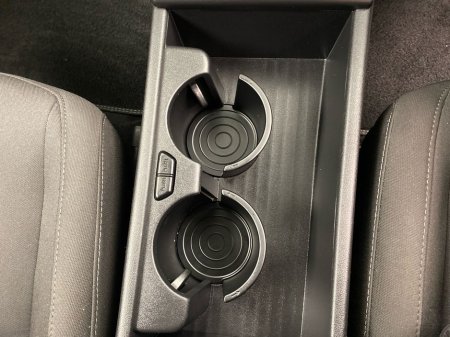 2024 Hyundai Kona 1.6 HYBRID Elegance Auto €29,995 thumbnail