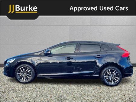 2020 Volvo V40 T3 Kinetic €21,950