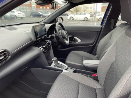 2024 Toyota Yaris Cross - LunaSport - BiTone - 1.5 Hybrid - Automatic - 1 Free Service @ 45,000 kms - EUR 180 Tax // Remote Central Locking // Front Electric Windows // Rear Electric Windows // Electric Mirrors // Heated Mir €29,799 thumbnail