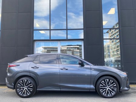 2024 Lexus RZ - thumbnail 4