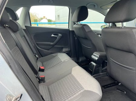 2016 Volkswagen Polo - thumbnail 8