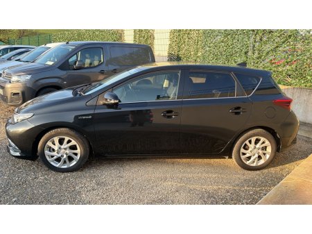 2016 Toyota Auris - thumbnail 3