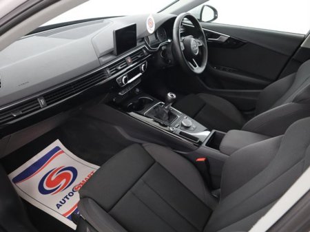 2016 Audi A4 - thumbnail 15