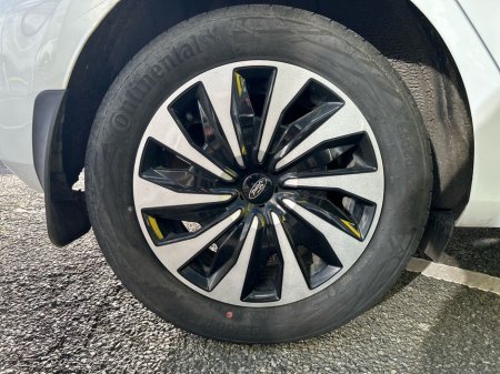 2023 Ford Fiesta Hybrid €20,950 thumbnail