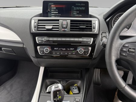 2017 BMW 1 Series - thumbnail 11