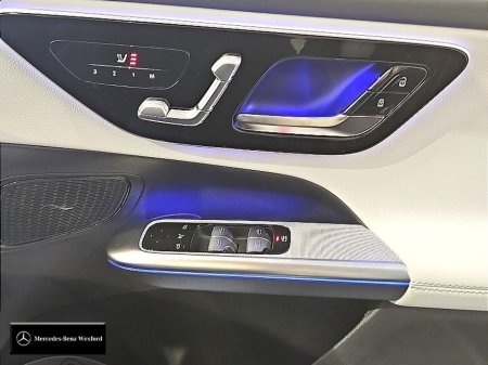 2025 Mercedes-Benz GLC Class 220D AMG 4Matic €83,516 thumbnail