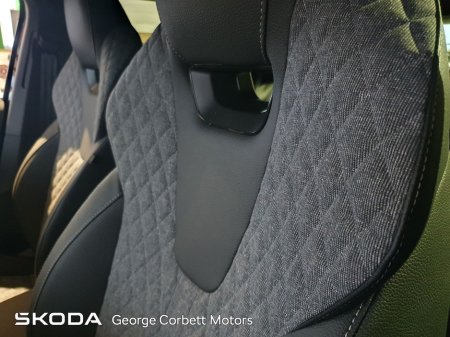 2026 Skoda Octavia Combi Sportline 2.0TDI 115hp - Available for Immediate Delivery €48,821 thumbnail